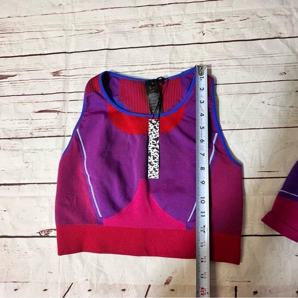 NWT ASOS 4505 multicolor seamless geometric shorts & tank Size Large - Picture 3 of 9